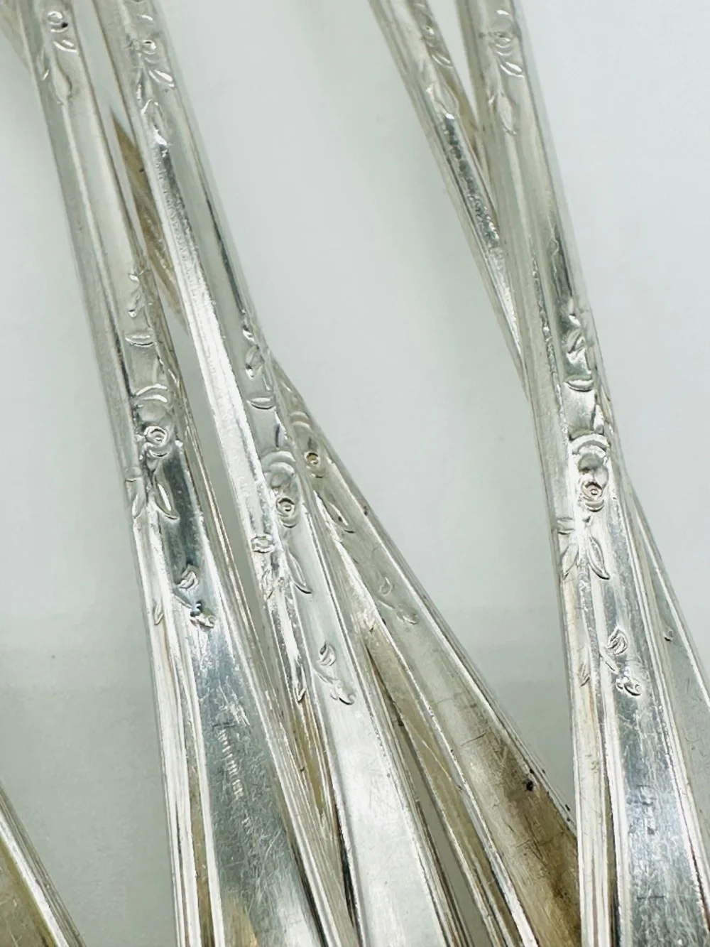 NEW ENGLAND Silver Plate Long Iced Tea Spoons LOT of 6 - Antique 1919 Rosemary